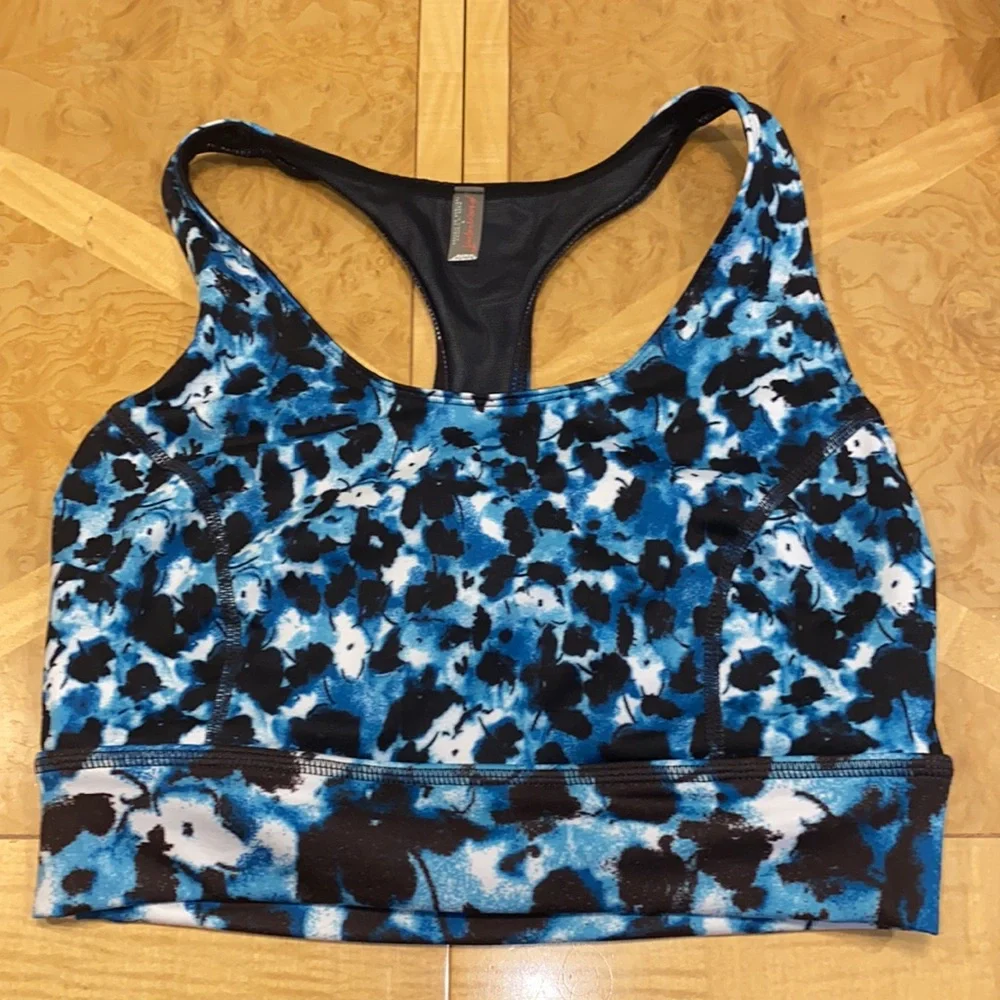 NWT!! Free People Yoga Ashford Synergy Crop Top / Sports Bra Size Large